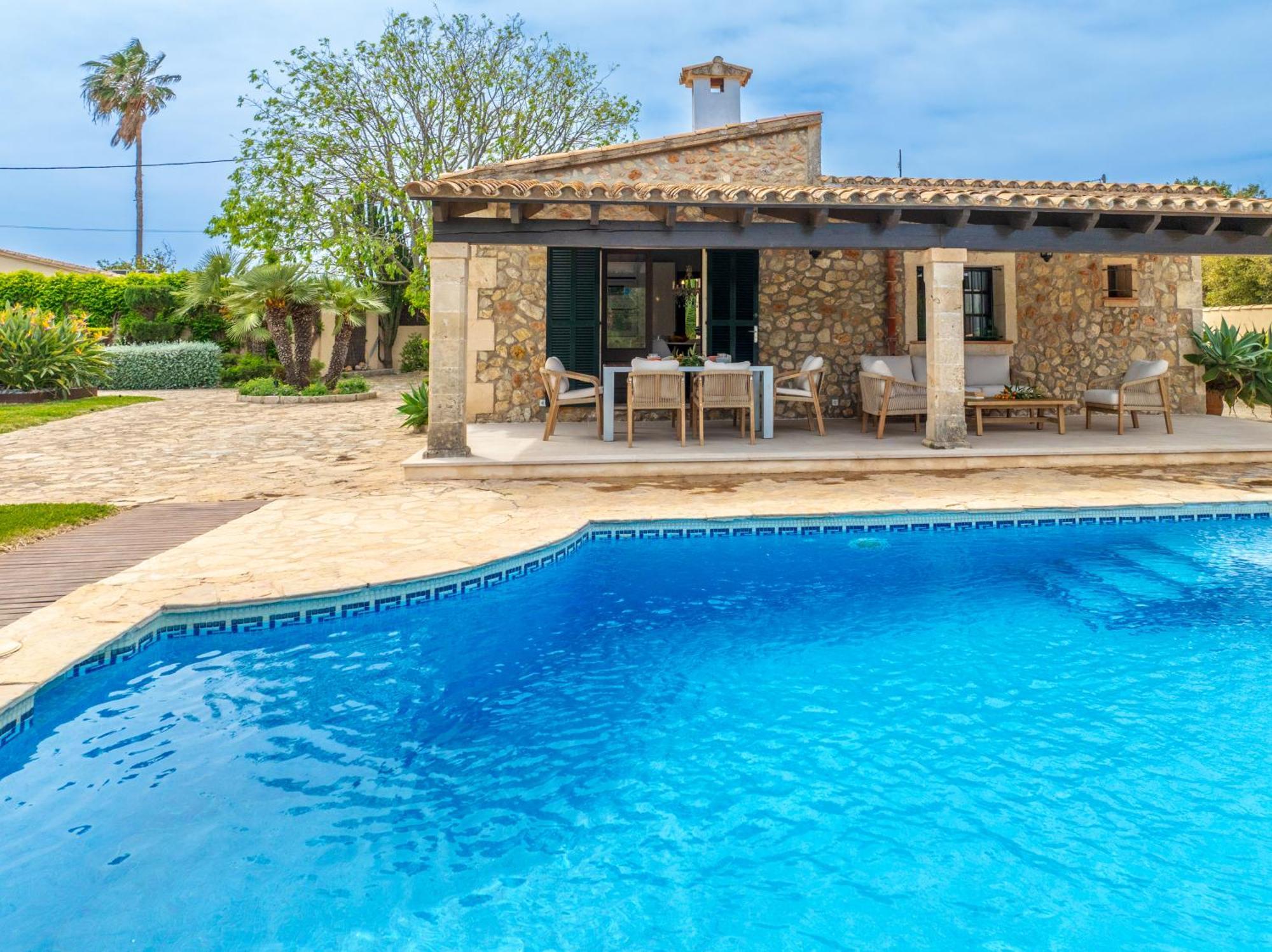 Villa Benvingut By Sealand Villas Puerto Pollensa Exterior foto